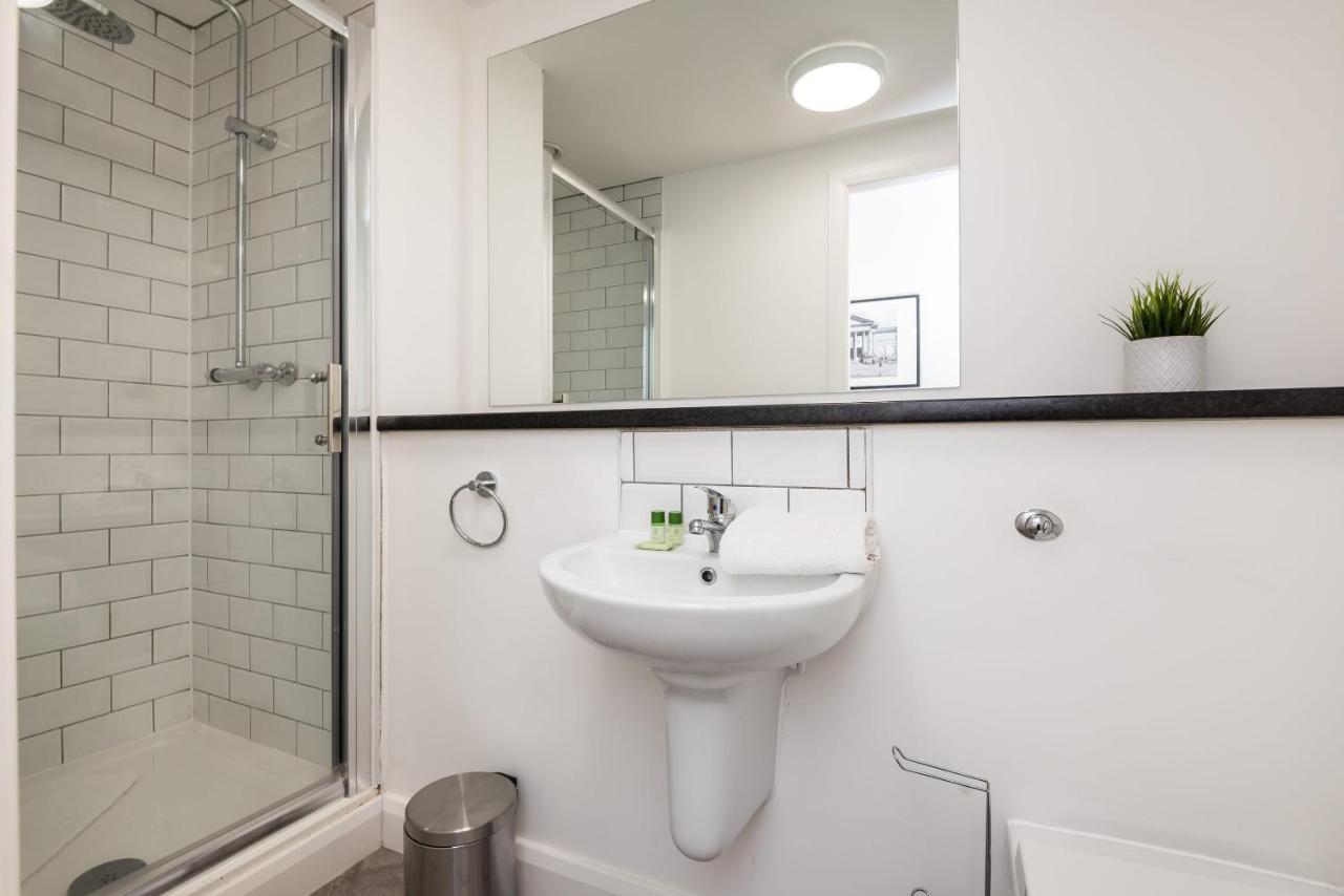 Host Apartments - Spacious 3 Bed Apartment With 3 Ensuites Liverpool Esterno foto